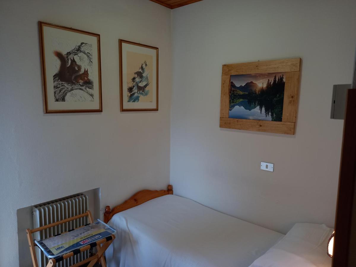 Albergo Scoiattolo ファルカーデ エクステリア 写真