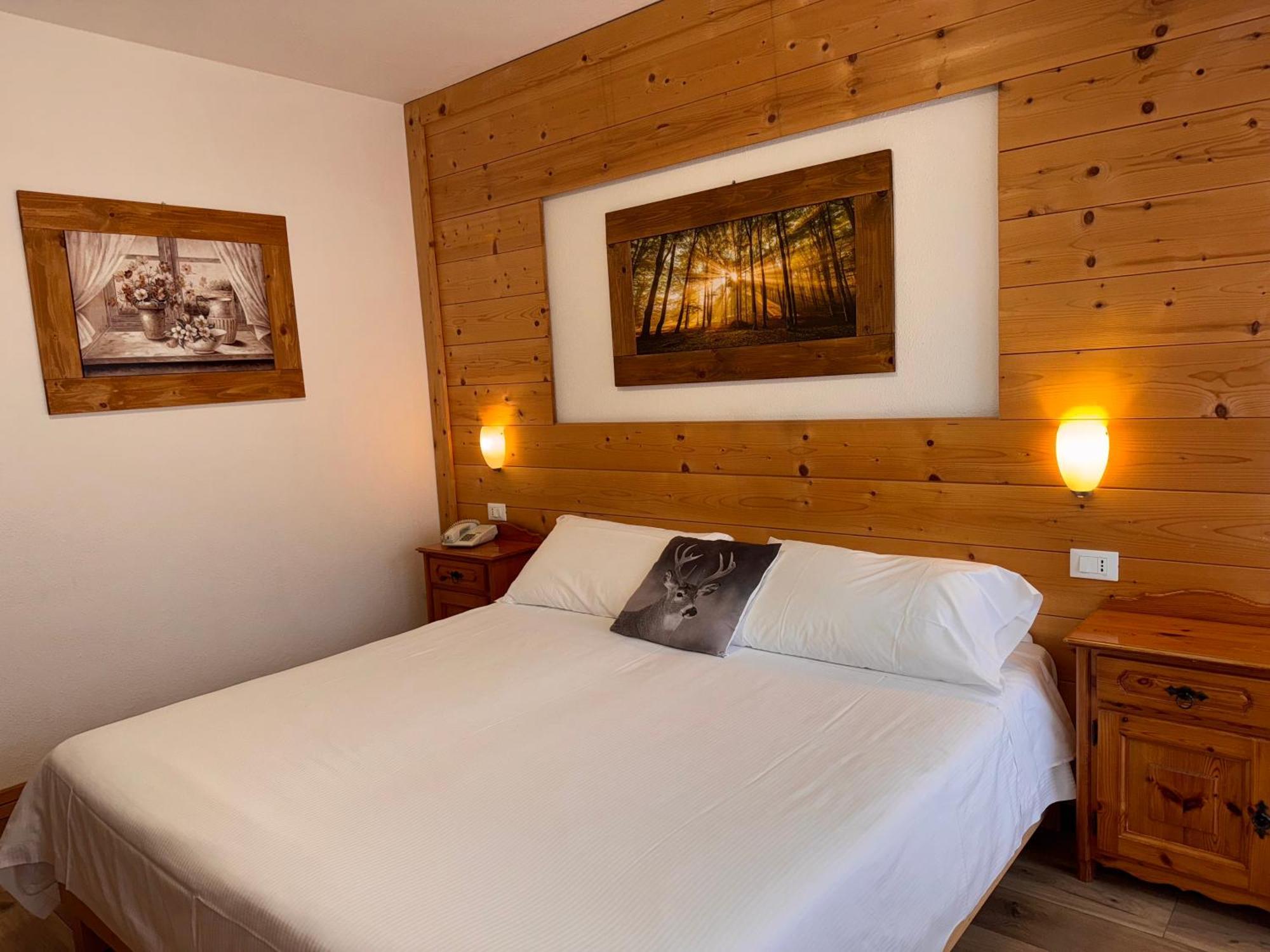 Albergo Scoiattolo ファルカーデ エクステリア 写真